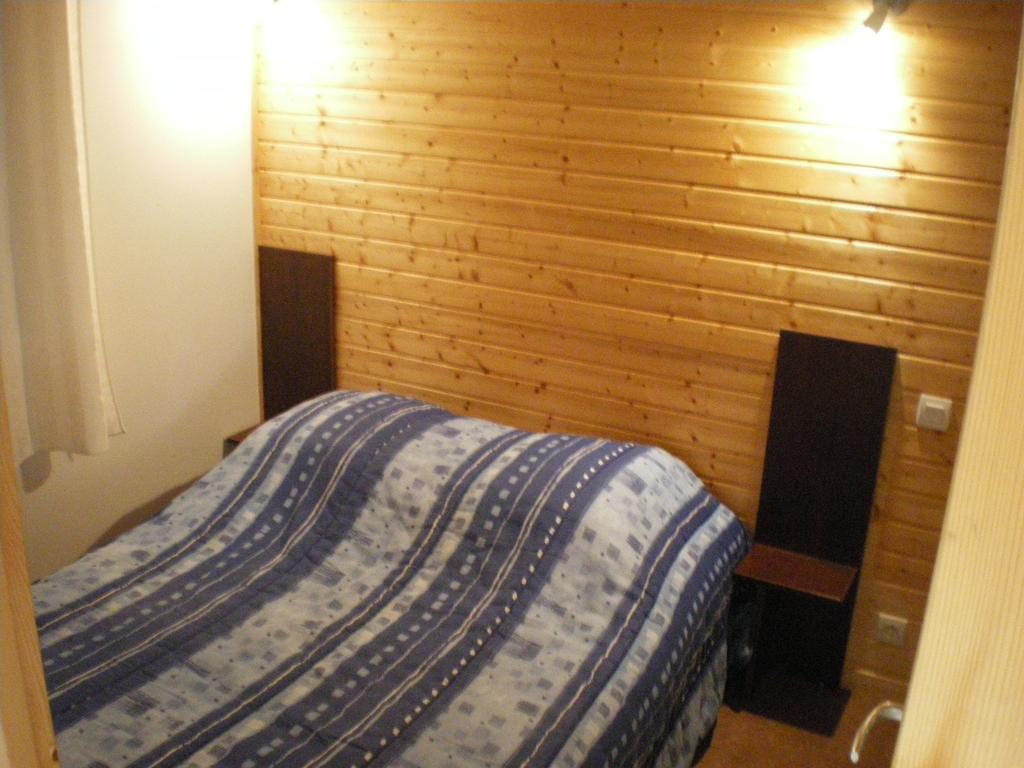 Cottages Du Lac De Miel Beynat Экстерьер фото