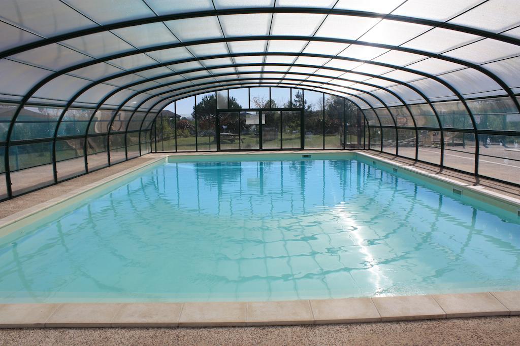 Cottages Du Lac De Miel Beynat Номер фото